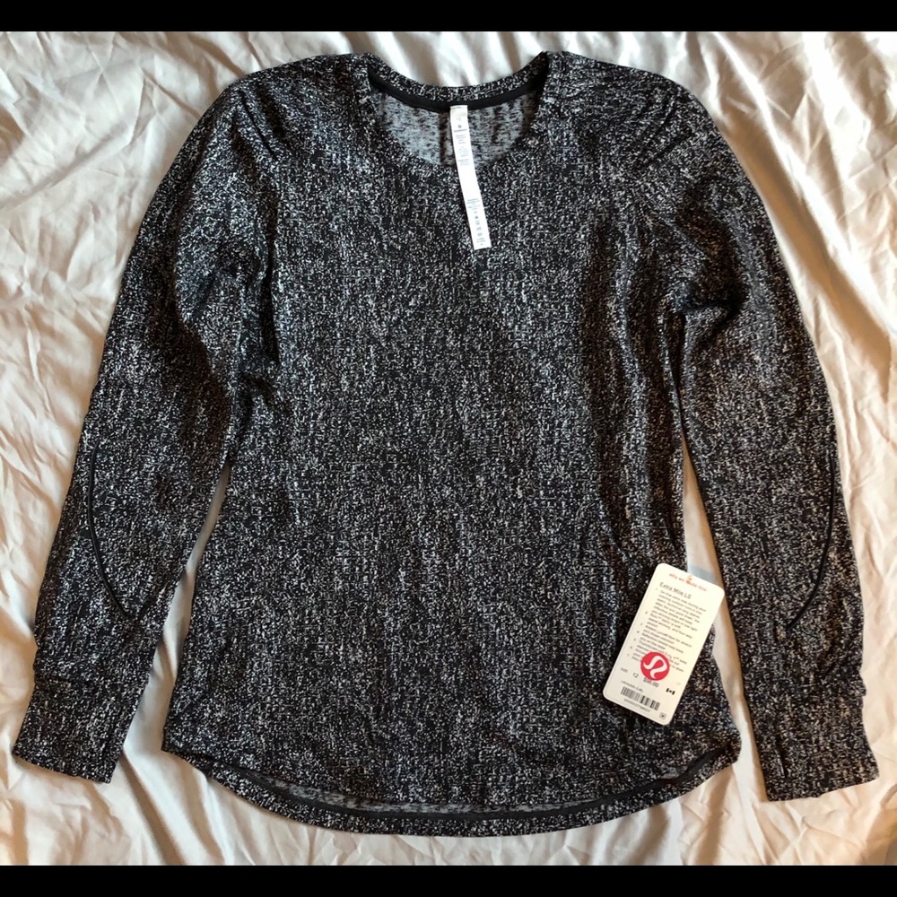 Lululemon Extra Mile LS Size 12 NWT